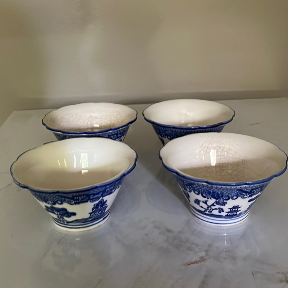 Blue willow cups, Japan